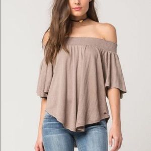 NWOT O’Neill Sahara Off The Shoulder Top